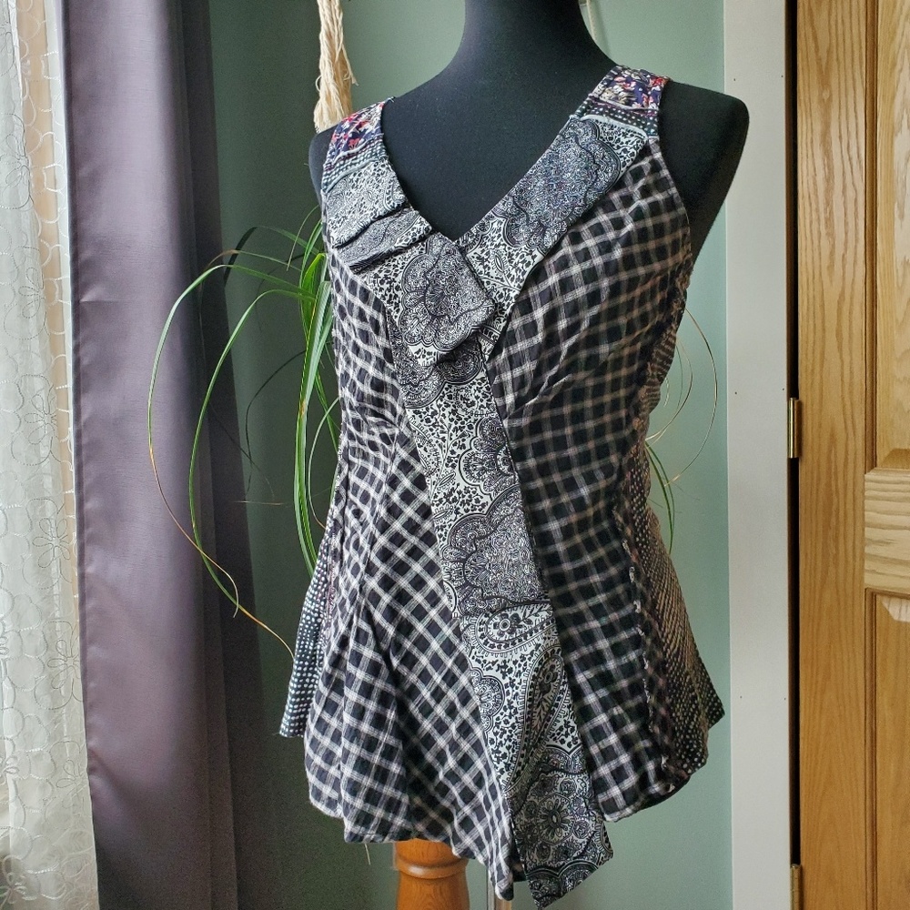 Anthro One September Rose Farm Tank